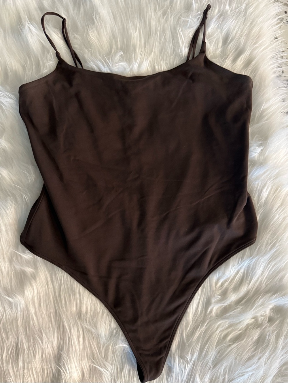 🔥 ARITZIA Babaton Contour Cami Bodysuit Chocolate Brown - Size XL 🔥